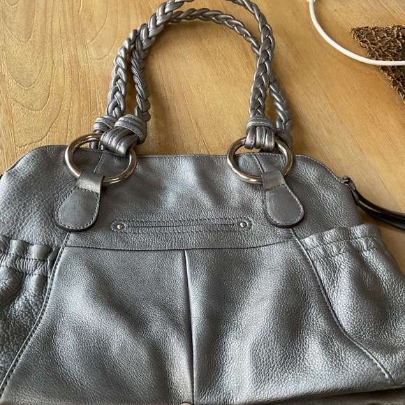 B. Makowsky Silver Metalic Leather Satchel Handbag “Like New” - Picture 11 of 11